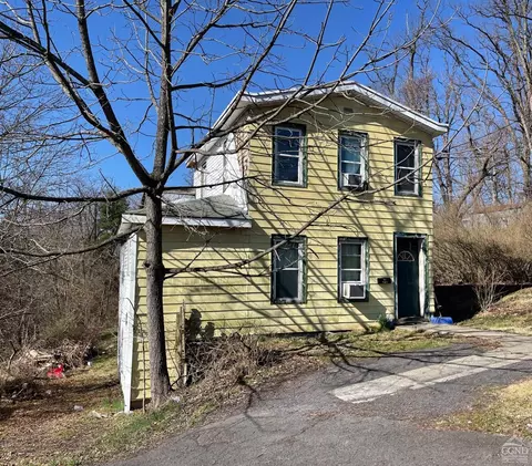 651 Main St, Catskill, NY 12414
