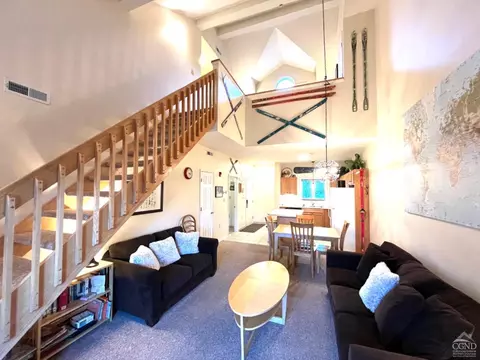 73 Liftside Dr #B17, Hunter, NY 12442
