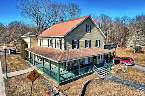 526 Mountain Ave, Cairo, NY 12413