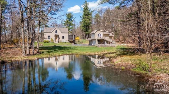 167 Dunbar Rd, Hudson, NY 12534