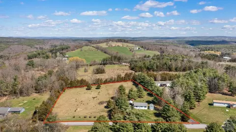 174 Middlefield Rd, Cairo, NY 12413 photo 2