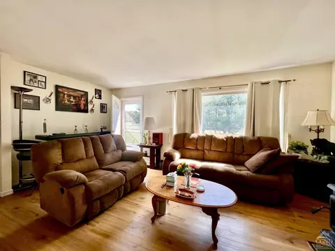 174 Middlefield Rd, Cairo, NY 12413 photo 4