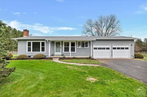 497 Route 32, North Chatham, NY 12132