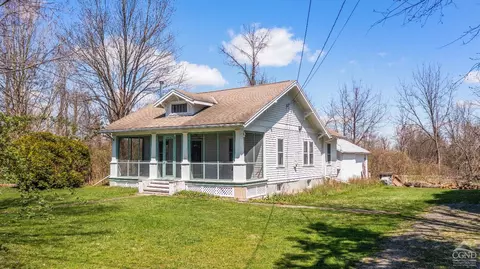 109 Yates Rd, Hudson, NY 12534