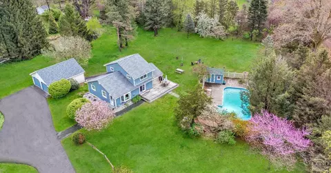 2106 Route 9, Kinderhook, NY 12106