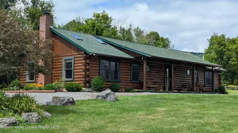 754 Merwin St, Jewett, NY 12444