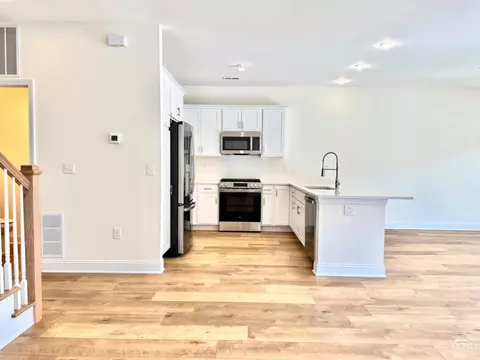 29 Marina Dr, Catskill, NY 12414 photo 4
