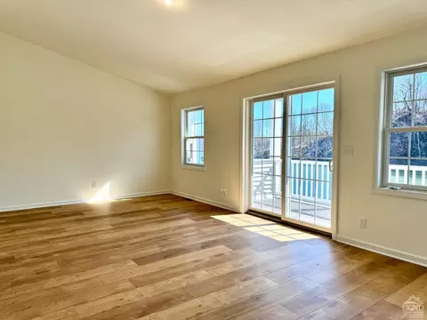 29 Marina Dr, Catskill, NY 12414 photo 10