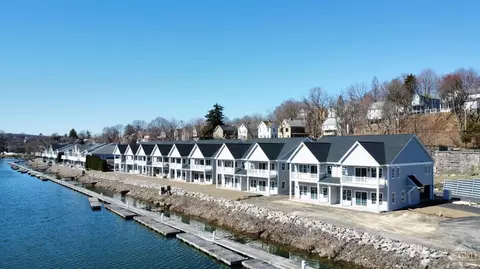 29 Marina Dr, Catskill, NY 12414 photo 3