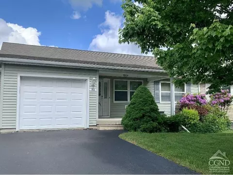 96 Skyview Dr, Greenville, NY 12083