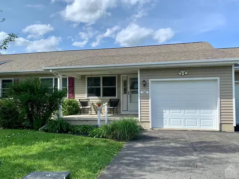 120 Skyview Dr, Greenville, NY 12083