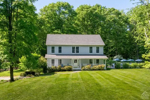 274 Texas Hill Rd, Hillsdale, NY 12529