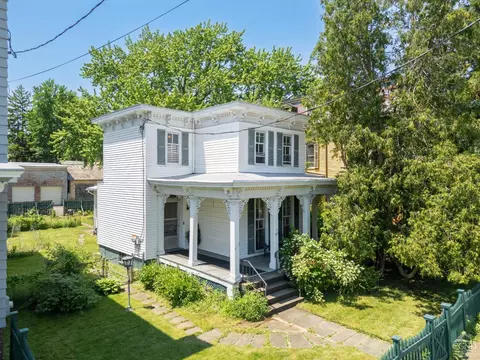 337 339 Union St, Hudson, NY 12534