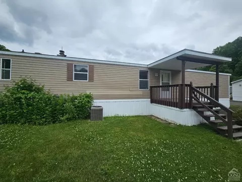 322 Route 27b, Claverack, NY 12513