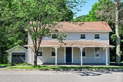 7809 Main St, Hunter, NY 12442