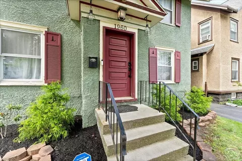 1960 Eastern Pkwy, Schenectady, NY 12309 photo 3