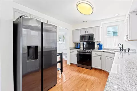 1960 Eastern Pkwy, Schenectady, NY 12309 photo 10