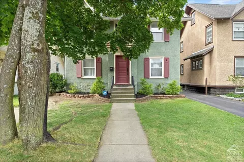 1960 Eastern Pkwy, Schenectady, NY 12309 photo 2