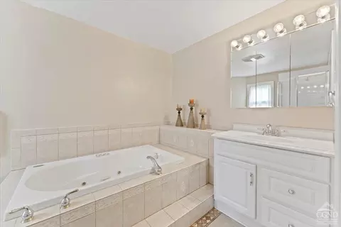 1960 Eastern Pkwy, Schenectady, NY 12309 photo 18