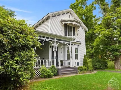 549 Mountain Ave, Purling, NY 12470