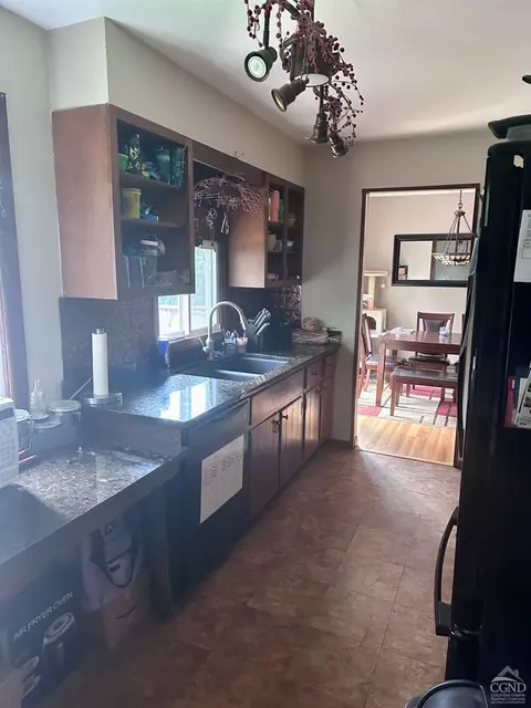 16 Elm St, Cairo, NY 12413 photo 5