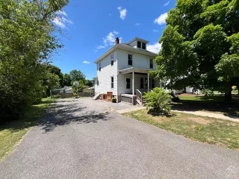 163 Spring St, Catskill, NY 12414 photo 2