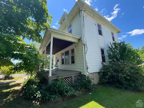 163 Spring St, Catskill, NY 12414 photo 3