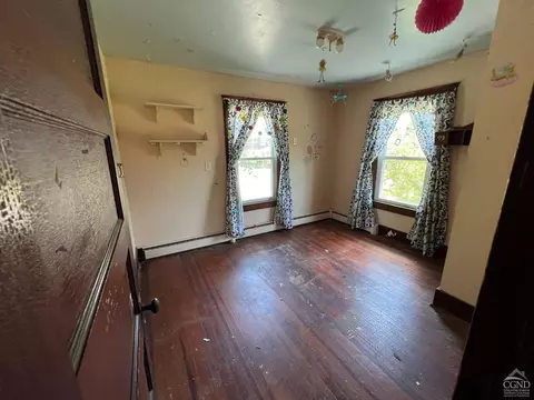 163 Spring St, Catskill, NY 12414 photo 22