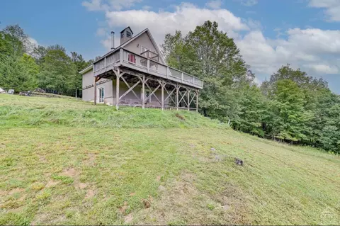 141 Quincy Ln, Gilboa, NY 12076