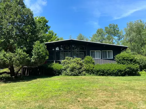 87 Cemetery, New Lebanon, NY 12125
