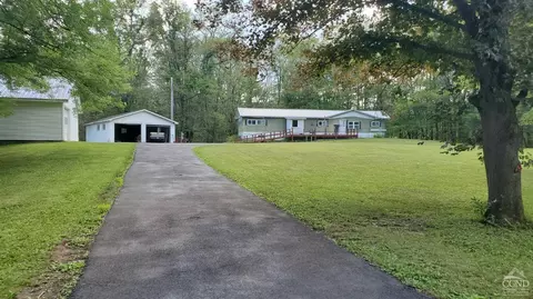 17 Vernal Butler Rd, Purling, NY 12470