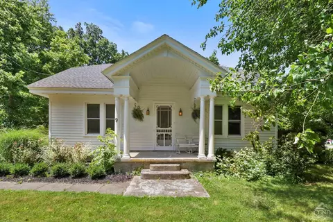 7 9 Old Ln, Hudson, NY 12534
