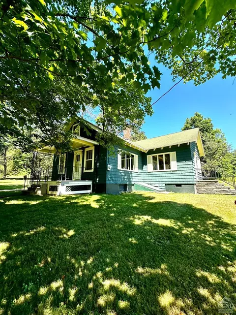 5704 State Route 81, Greenville, NY 12083