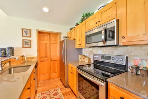 77 Windham Mountain Vlg, Windham, NY 12496 photo 14