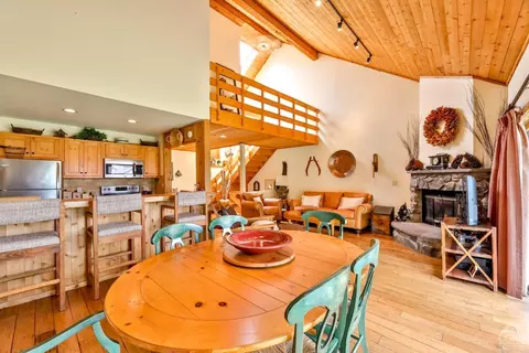 77 Windham Mountain Vlg, Windham, NY 12496 photo 10
