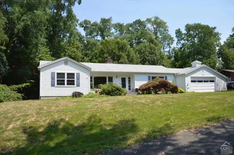 2 Abeel Dr, Catskill, NY 12414