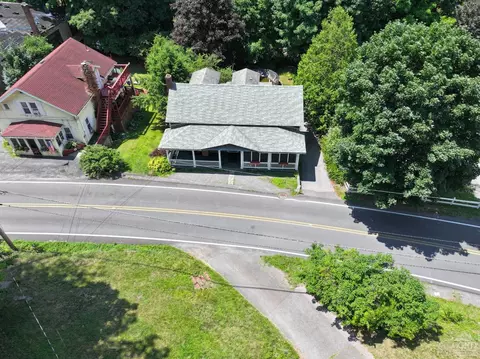 33 Jerome Ave, Cairo, NY 12413 photo 3