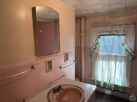 Bath - 8176 Main St, Hunter, NY 12442 photo 1 of 2