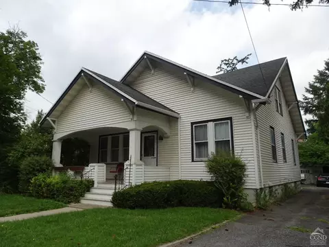 4 Union Tpke, Hudson, NY 12534