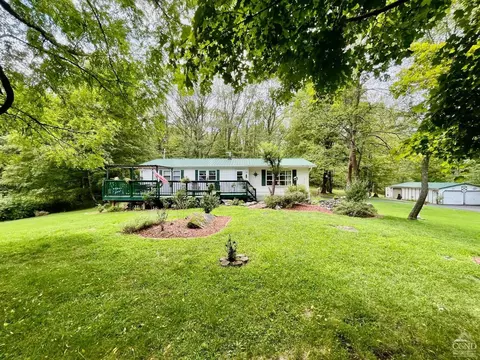 83 Ufferts Rd, Catskill, NY 12414 photo 2