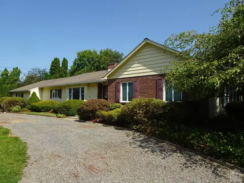 19 Shaw Bridge Rd, Claverack, NY 12513 photo 2