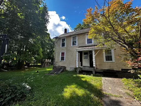14 Washington St, Catskill, NY 12414