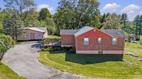 20 Cedar Dr, Gallatin, NY 12571