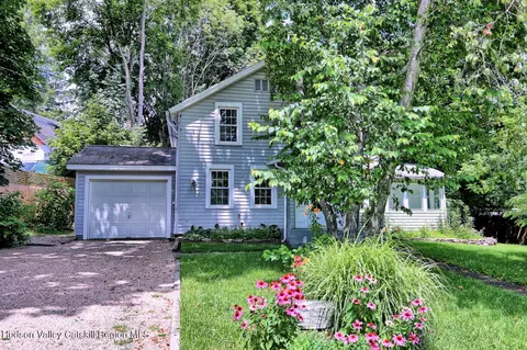 21 Irondale Rd, Millerton, NY 12546