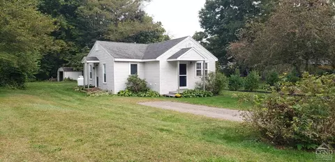 3502 New St, Valatie, NY 12184
