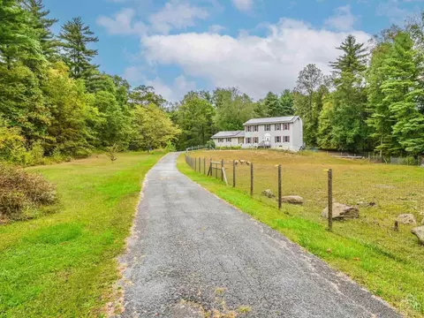 259 Mills Cross Rd, Staatsburg, NY 12580