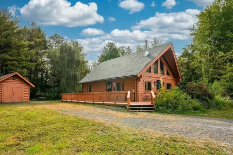 27 Blue And Purple Ct #H44, Athens, NY 12015