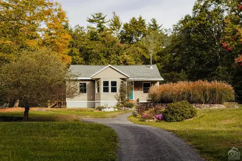 131 Old Story Rd, Leeds, NY 12451