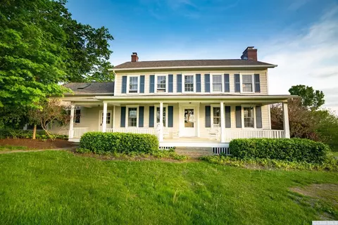 1062 County Route 28, Kinderhook, NY 12184