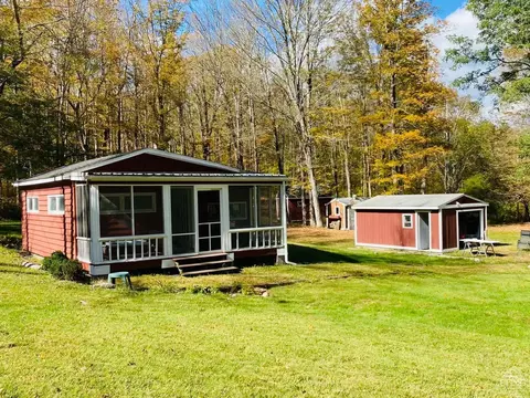 36 Decker Rd, Ancram, NY 12502